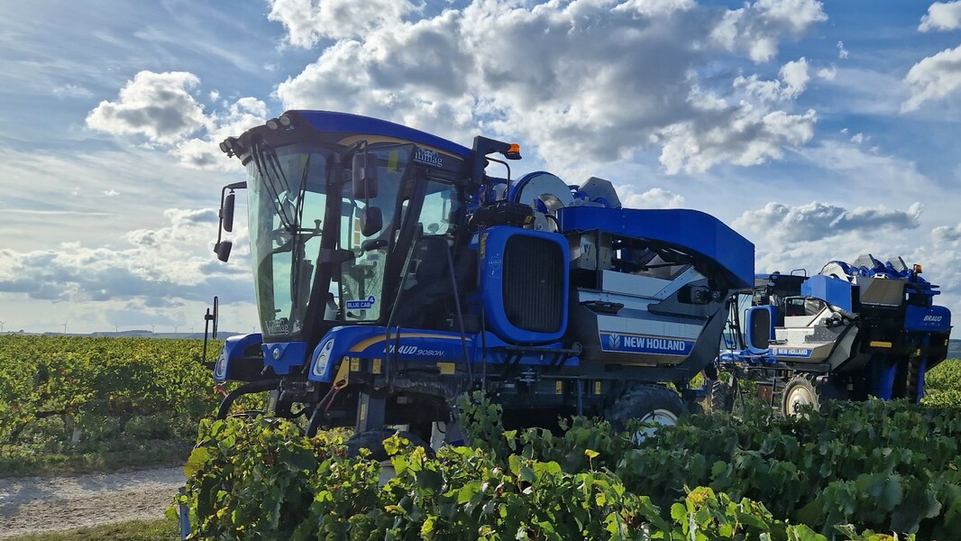 Porteur NEW HOLLAND type 9080N